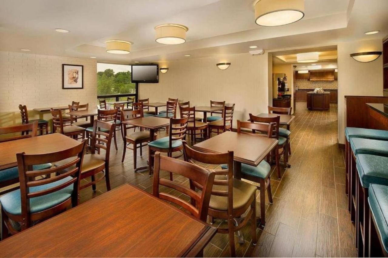 Hotel Lotus Kansas City Stadium Ngoại thất bức ảnh