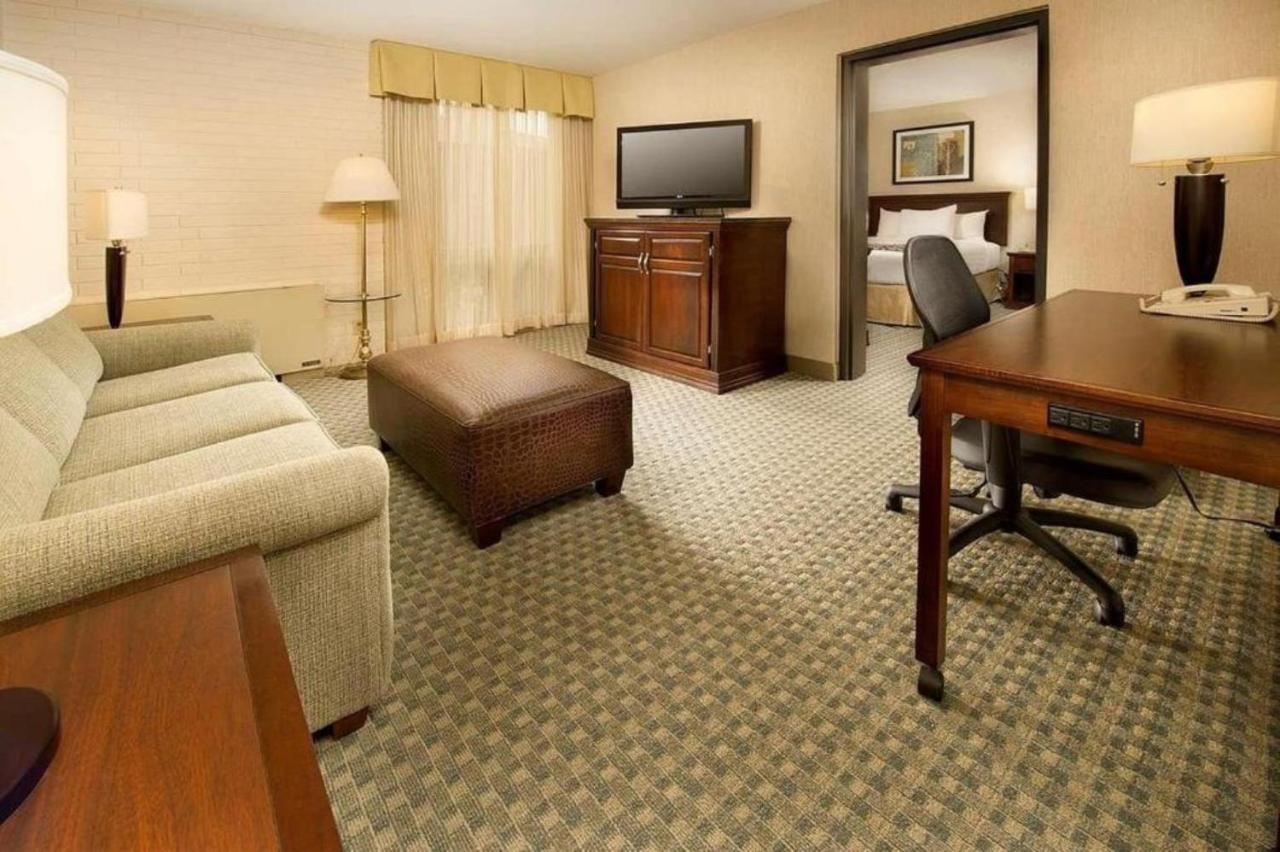 Hotel Lotus Kansas City Stadium Ngoại thất bức ảnh