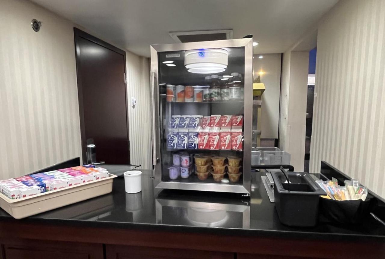 Hotel Lotus Kansas City Stadium Ngoại thất bức ảnh