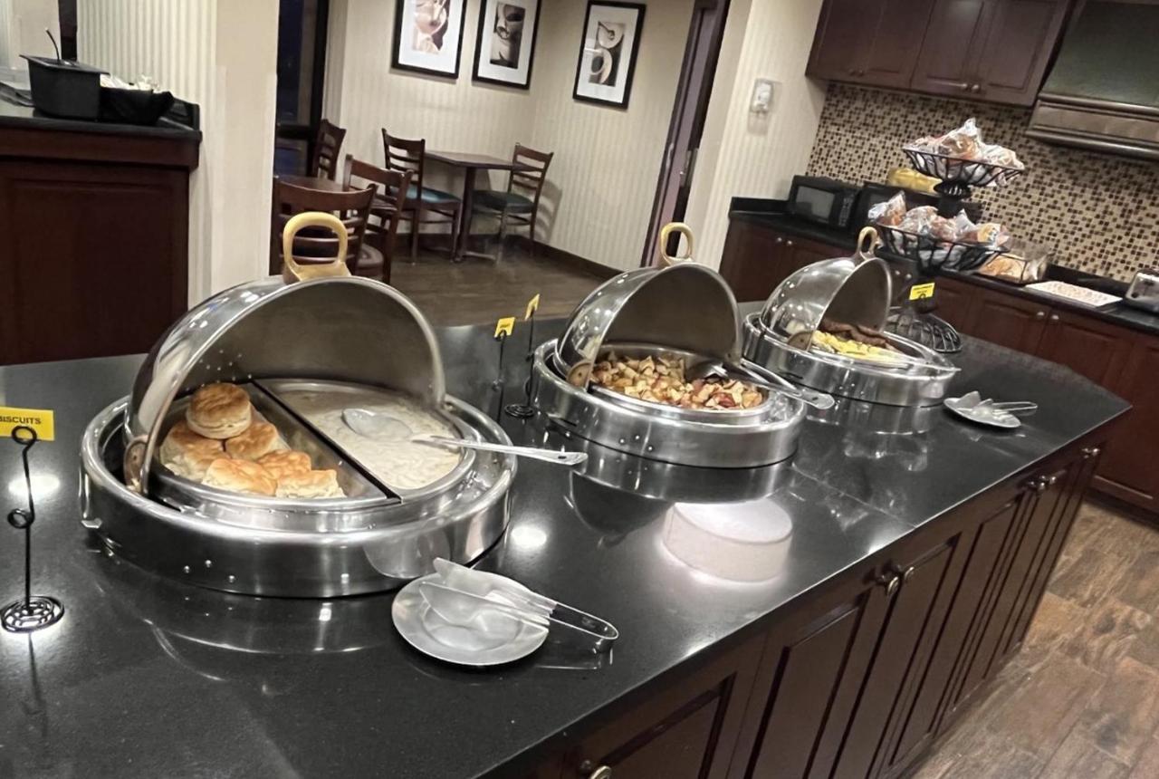 Hotel Lotus Kansas City Stadium Ngoại thất bức ảnh